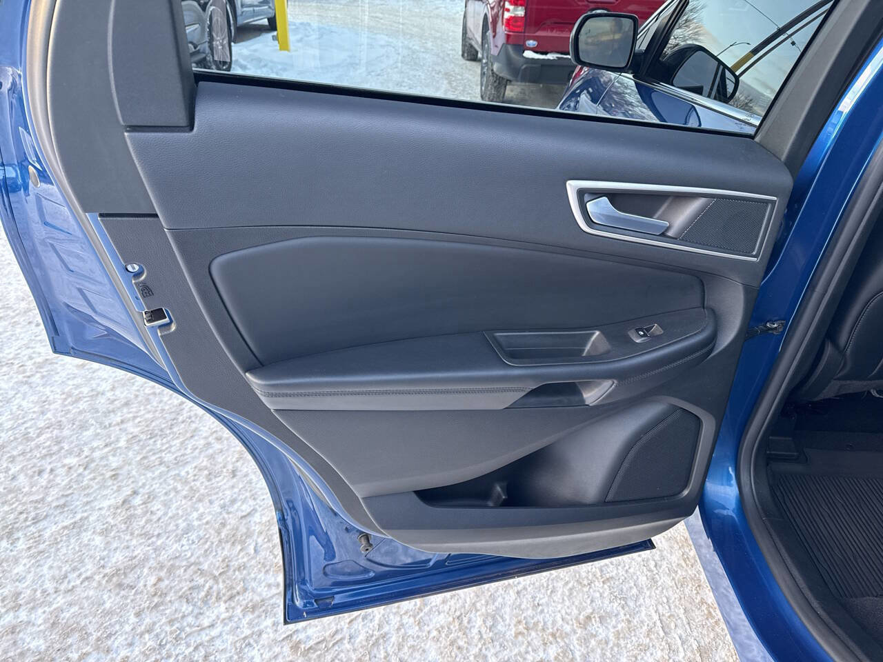 Certified 2023 Ford Edge SEL w/ Convenience Package image 29