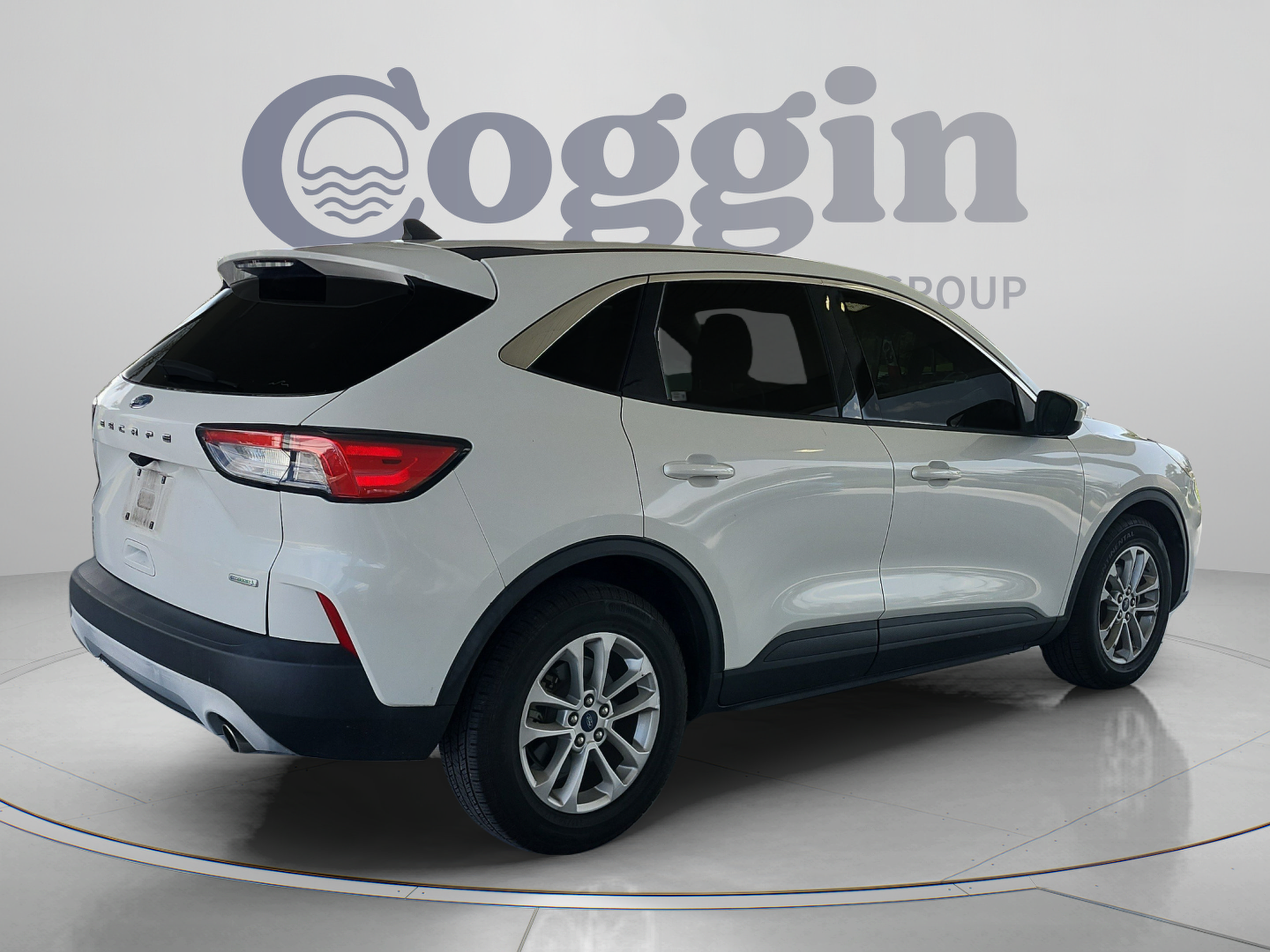 Certified 2020 Ford Escape SE FWD image 4