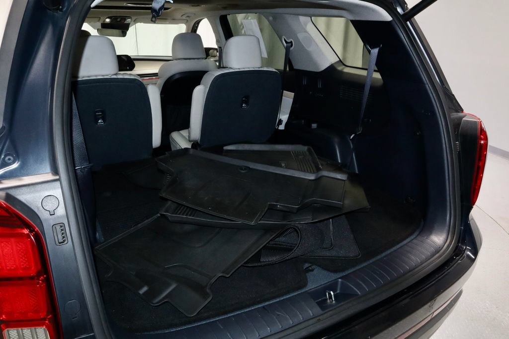 Used 2025 Hyundai Palisade Limited AWD/4WD image 14