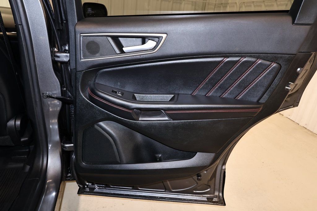 Certified 2023 Ford Edge ST-Line image 20