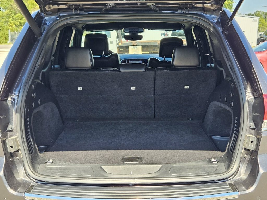 Used 2020 Jeep Grand Cherokee Limited AWD/4WD image 9