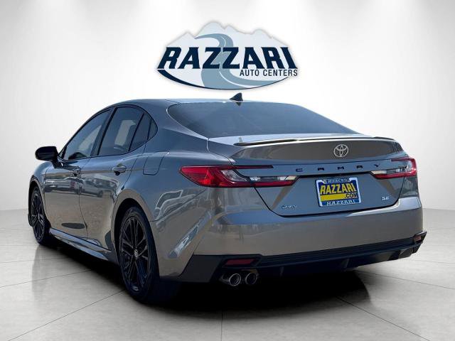 Used 2025 Toyota Camry SE FWD image 5