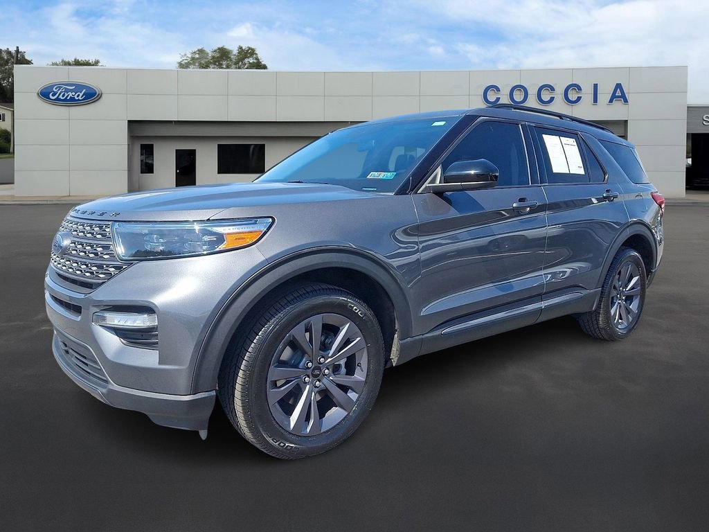 Certified 2023 Ford Explorer XLT w/ Equipment Group 202A