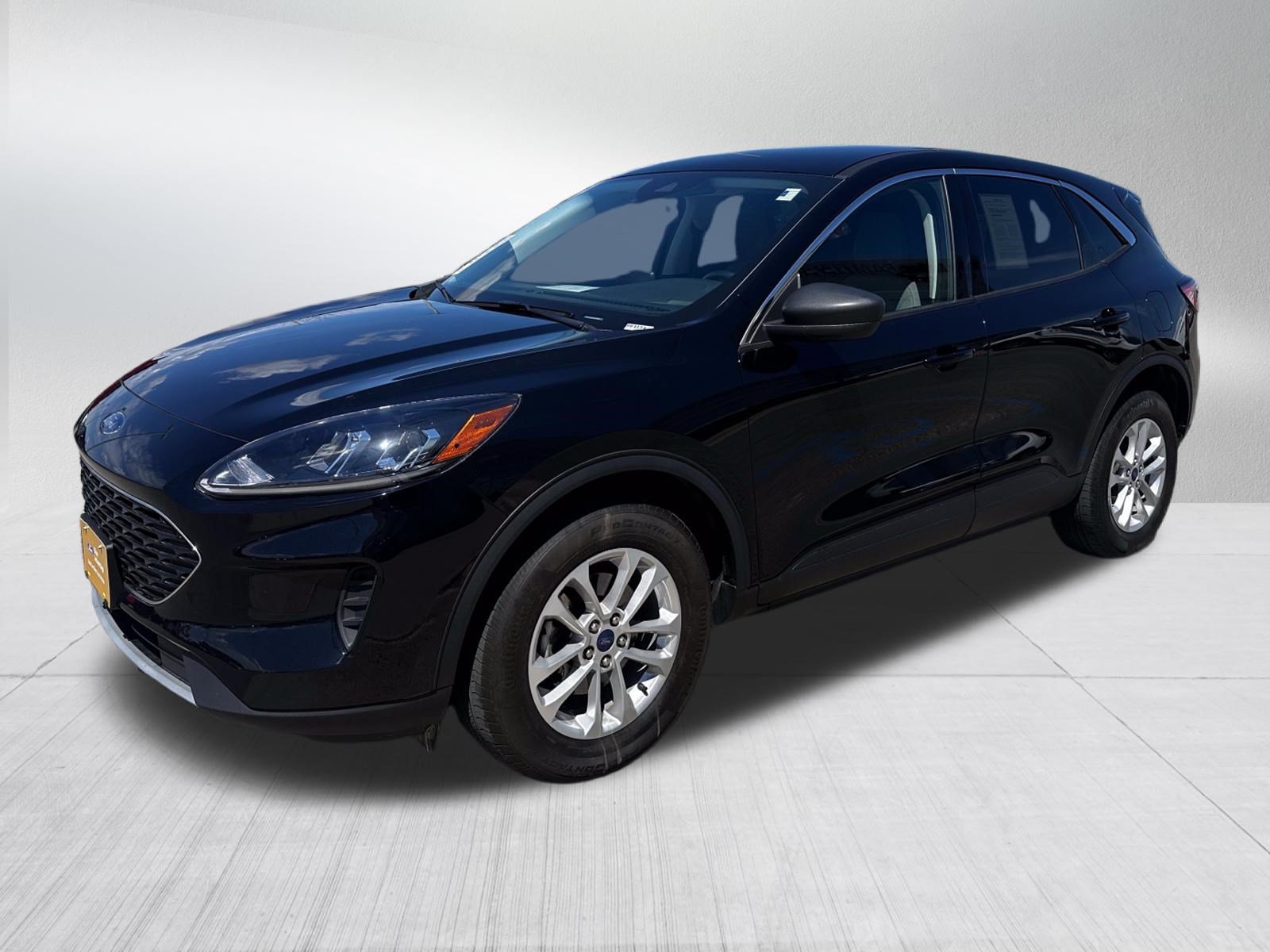 Certified 2022 Ford Escape SE w/ Convenience Package AWD/4WD image 3