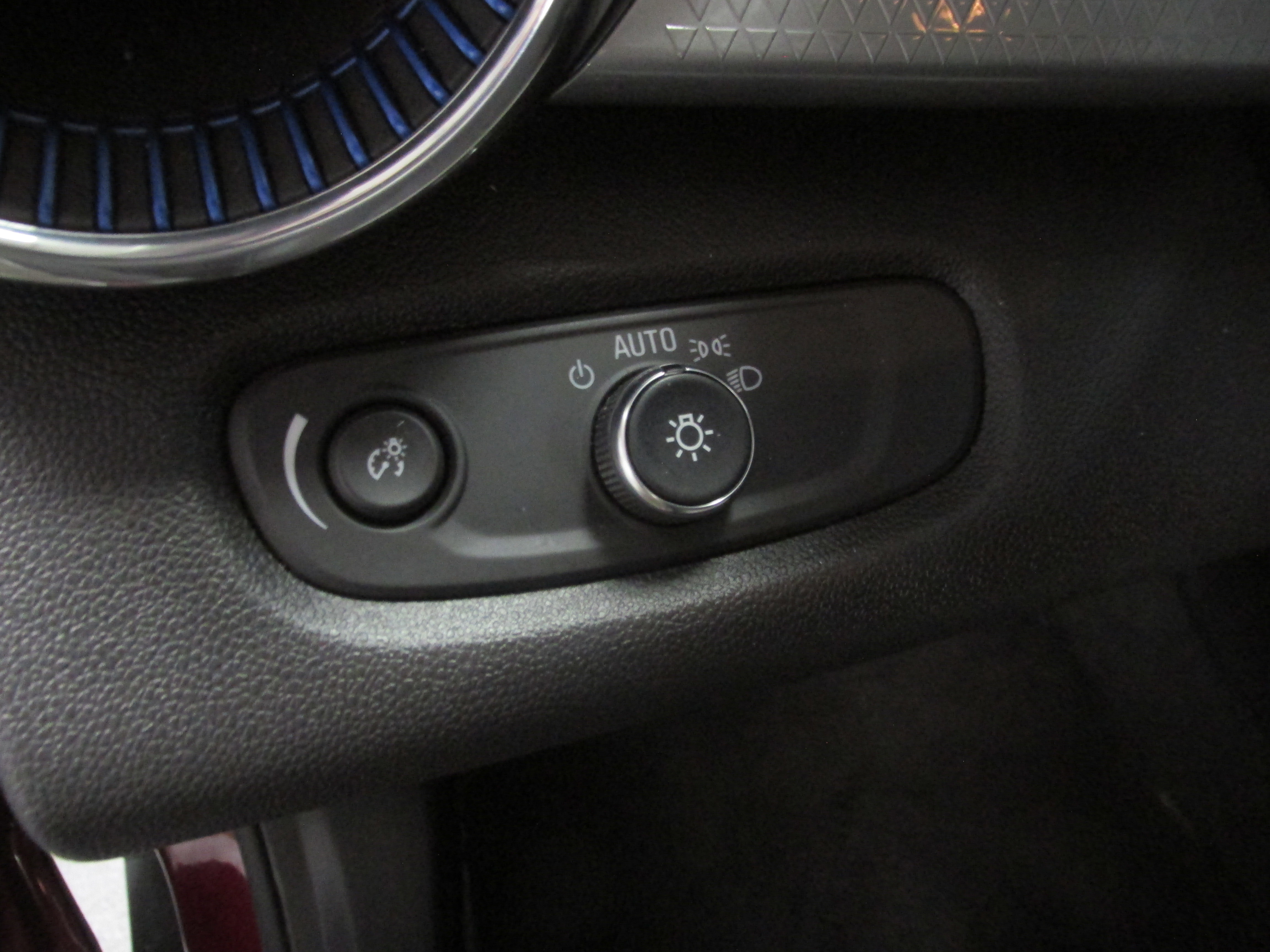 Used 2024 Jeep Compass Latitude image 29