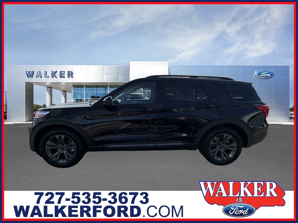 Certified 2024 Ford Explorer XLT w/ Equipment Group 202A RWD image 1