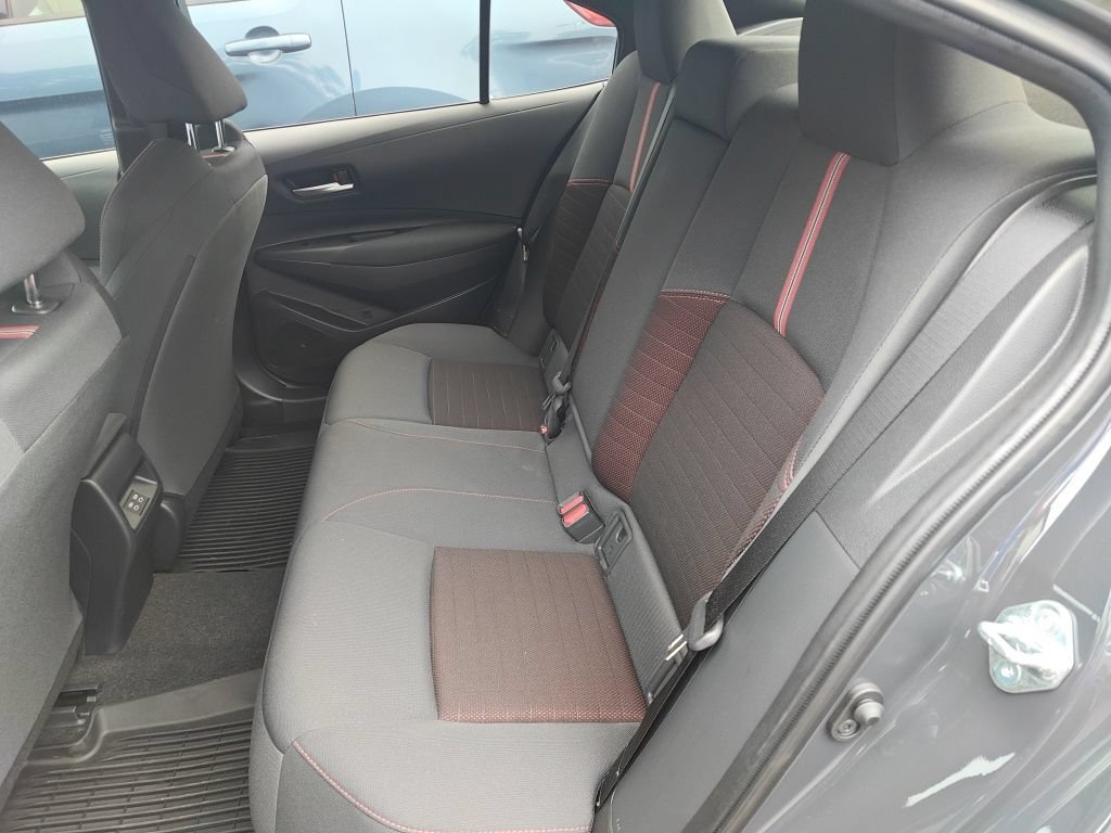Used 2026 Toyota Corolla SE FWD image 17