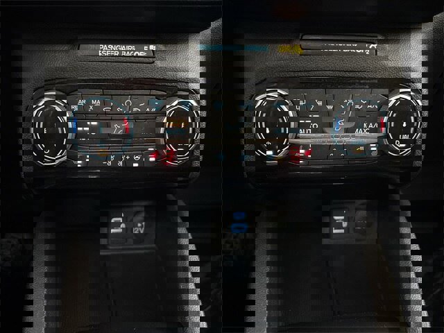 Certified 2022 Ford Escape SEL w/ SEL Stealth AWD Package image 11