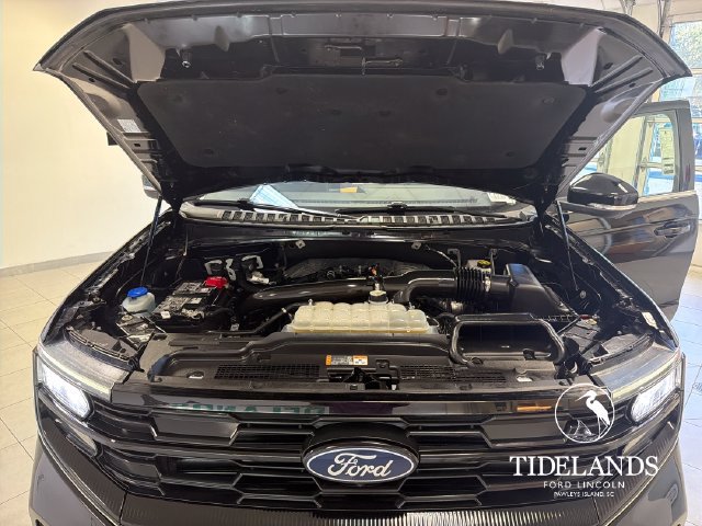 Certified 2025 Ford Expedition Active RWD image 28