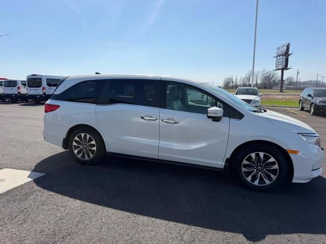 Used 2021 Honda Odyssey EX-L image 2