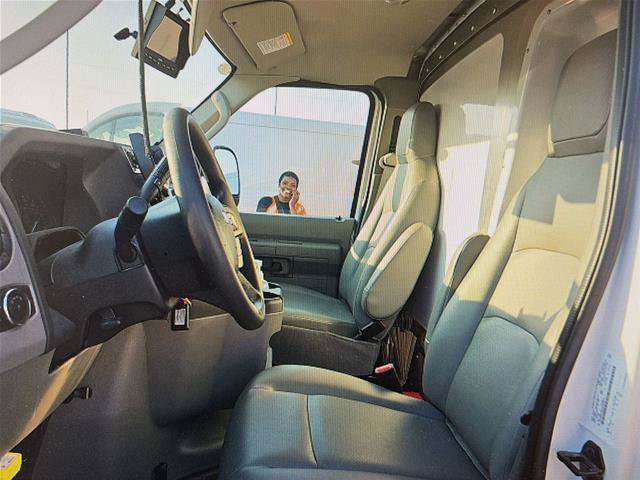 Certified 2024 Ford E-350 and Econoline 350 Super Duty w/ Power Windows & Locks Group RWD image 7