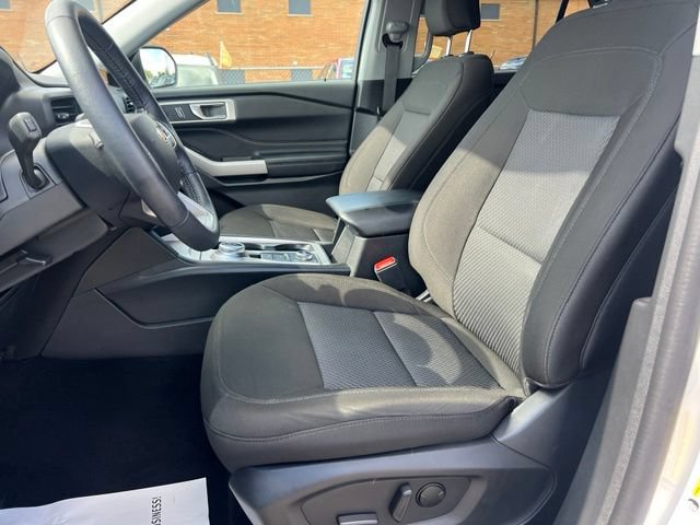 Certified 2024 Ford Explorer XLT AWD/4WD image 18
