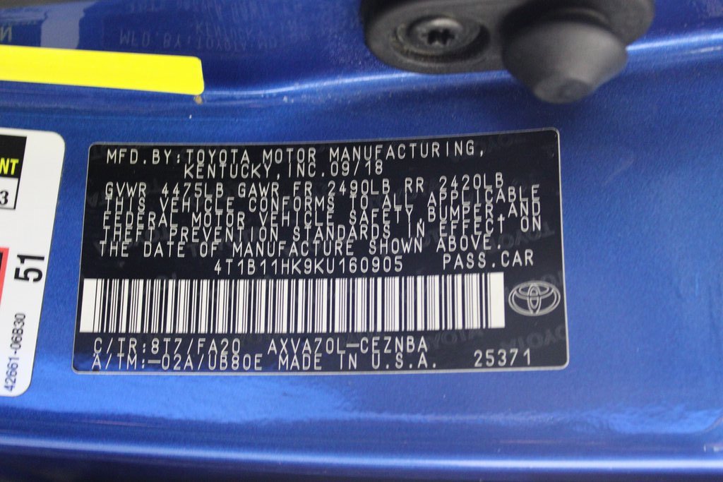 Used 2019 Toyota Camry LE image 23