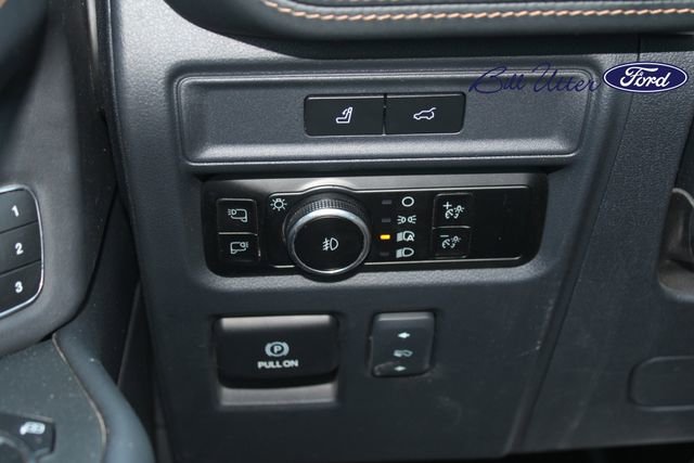 Certified 2023 Ford Expedition Platinum AWD/4WD image 21