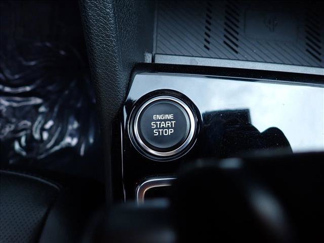 Used 2025 Kia Sportage EX AWD/4WD image 19