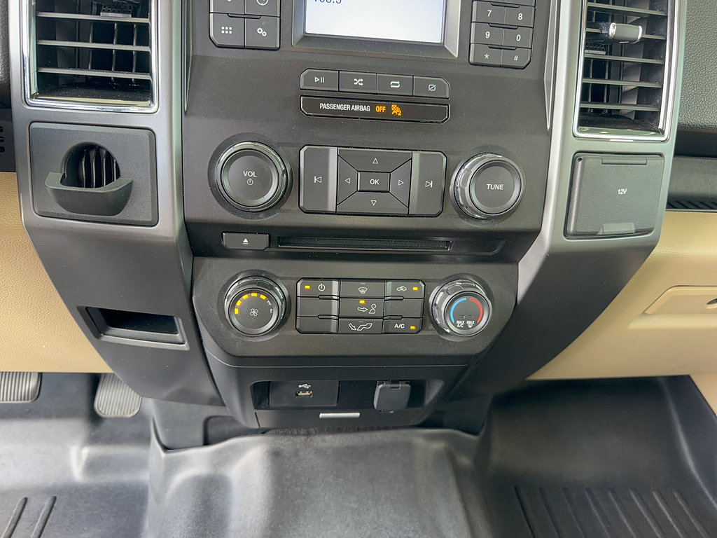 Certified 2018 Ford F150 XLT RWD image 21