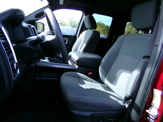 Used 2022 RAM 1500 Warlock w/ Warlock Decor Package AWD/4WD image 13