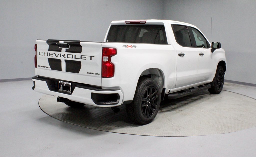 Used 2023 Chevrolet Silverado 1500 Custom w/ Rally Edition image 5