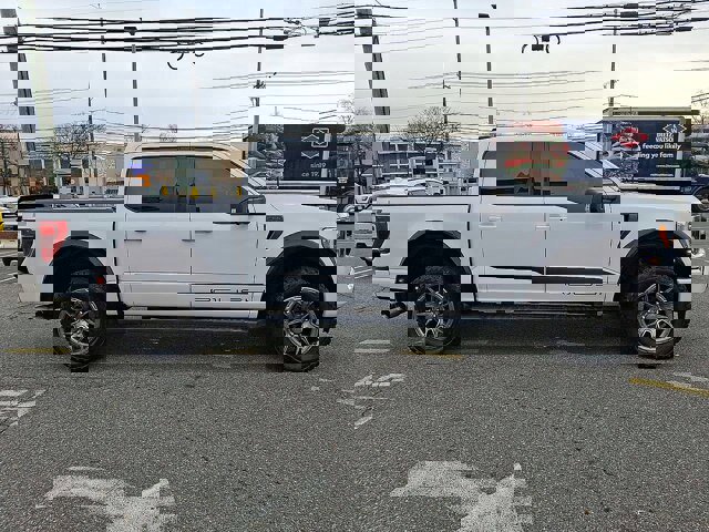 Certified 2022 Ford F150 XLT w/ Equipment Group 302A High image 11