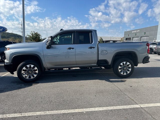 Used 2026 Chevrolet Silverado 2500 Custom AWD/4WD image 3