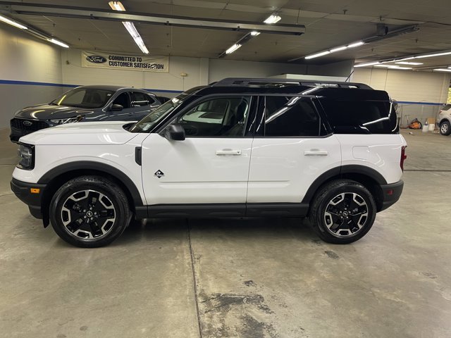 Certified 2022 Ford Bronco Sport Outer Banks w/ Tech Package AWD/4WD image 4