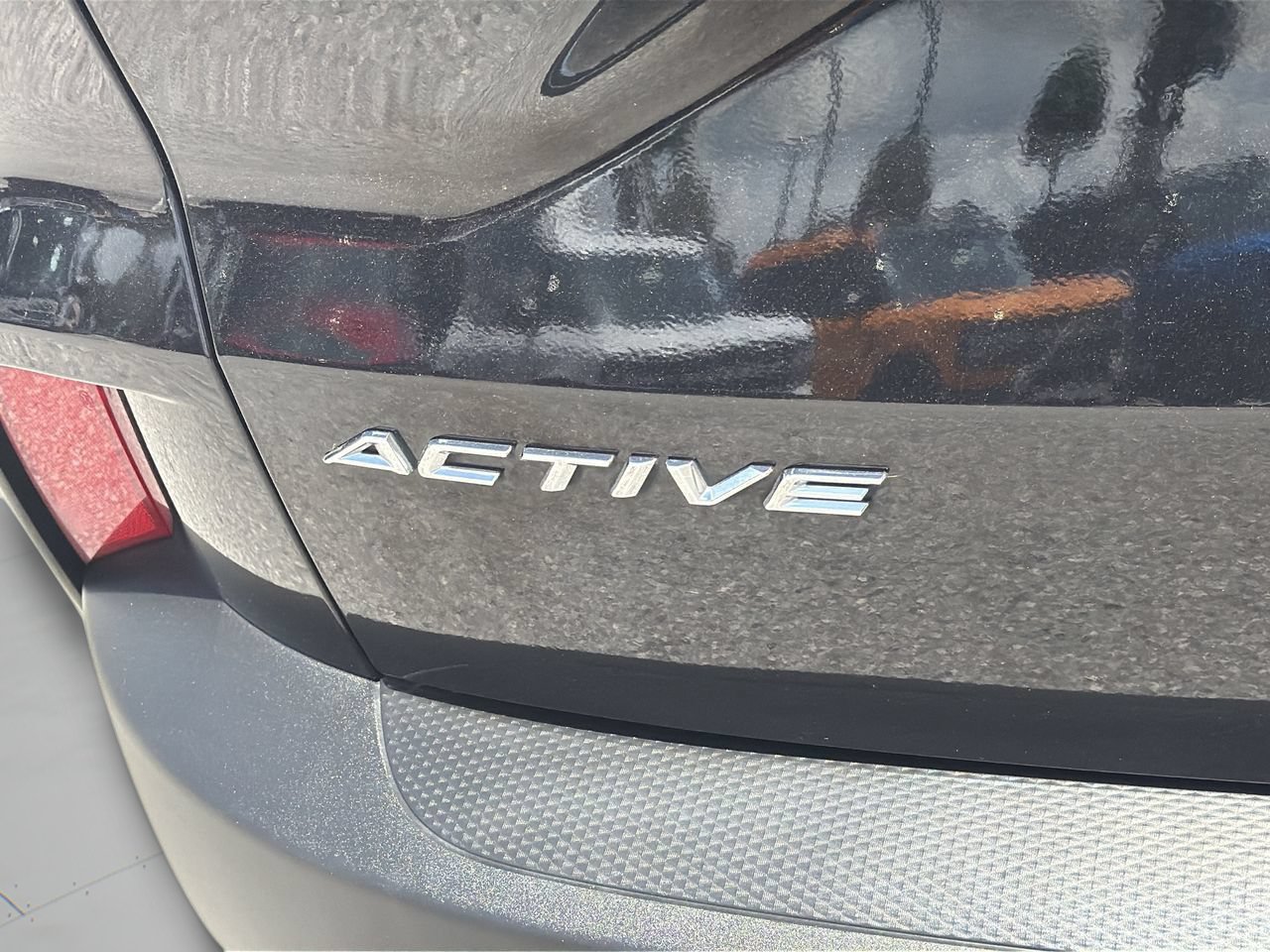 Certified 2024 Ford Escape Active FWD image 10