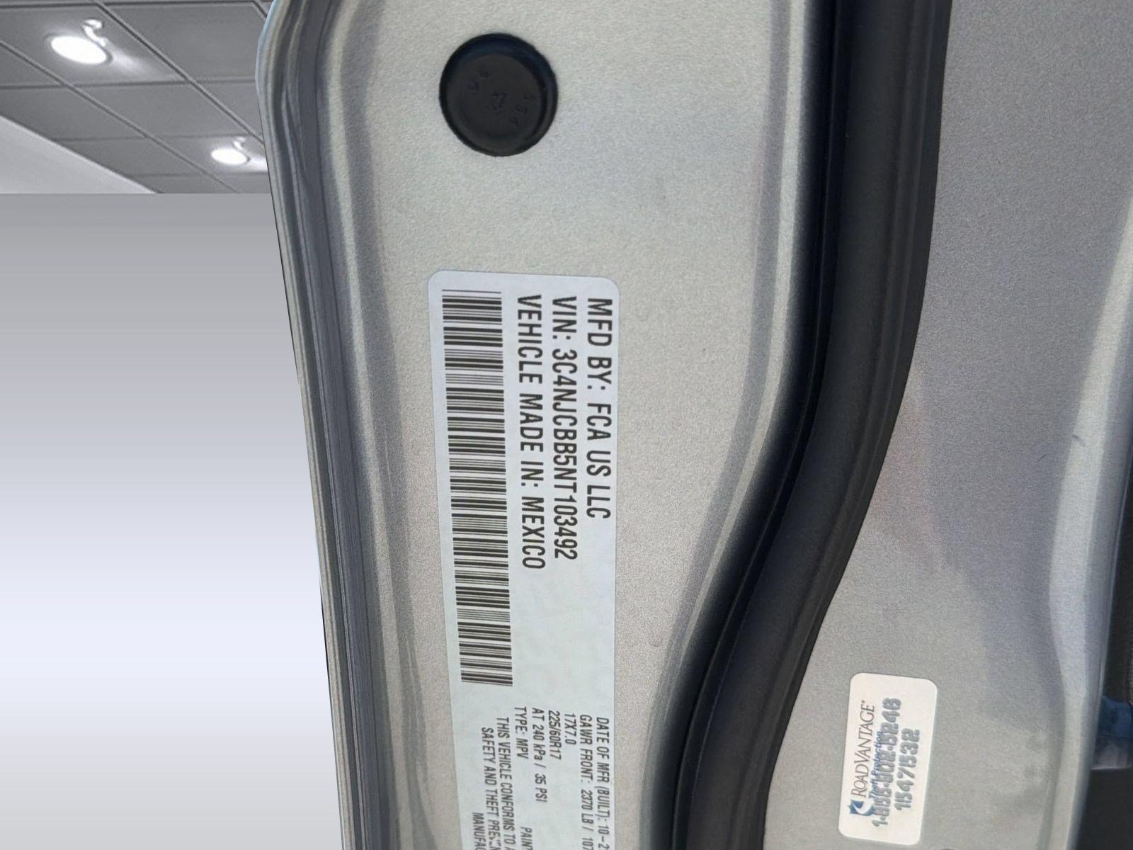Used 2022 Jeep Compass Latitude FWD image 23