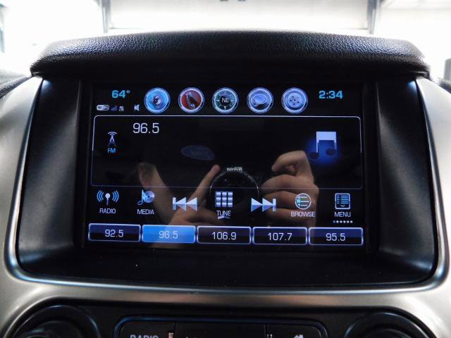 Used 2019 Chevrolet Suburban Premier image 17