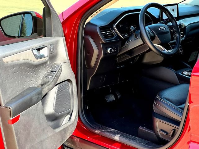 Certified 2020 Ford Escape SEL image 8