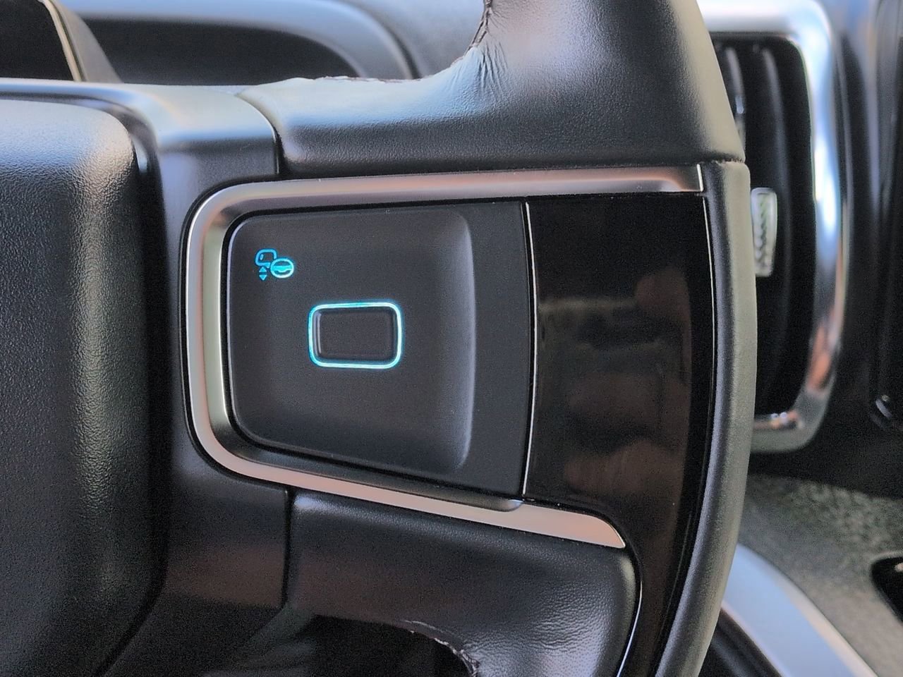 Certified 2025 Ford Expedition Tremor AWD/4WD image 26