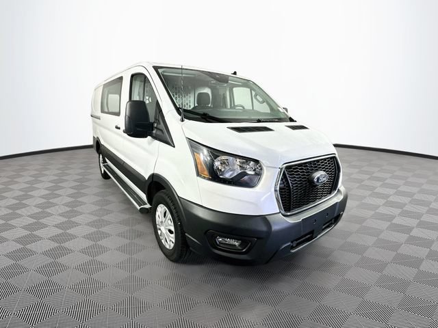 Certified 2025 Ford Transit 250 Low Roof w/ Exterior Upgrade Package RWD image 4