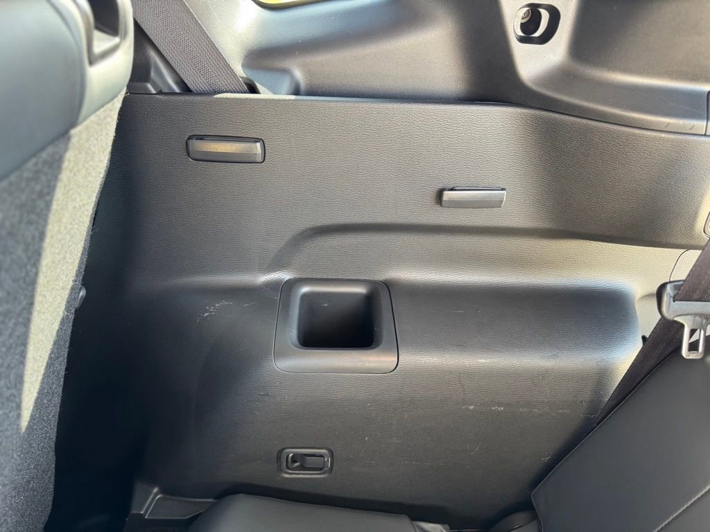 Used 2024 Mitsubishi Outlander SE image 35