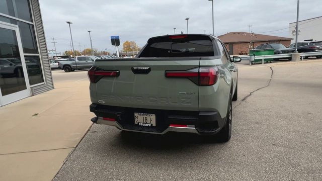 Used 2022 Hyundai Santa Cruz Limited AWD/4WD image 8