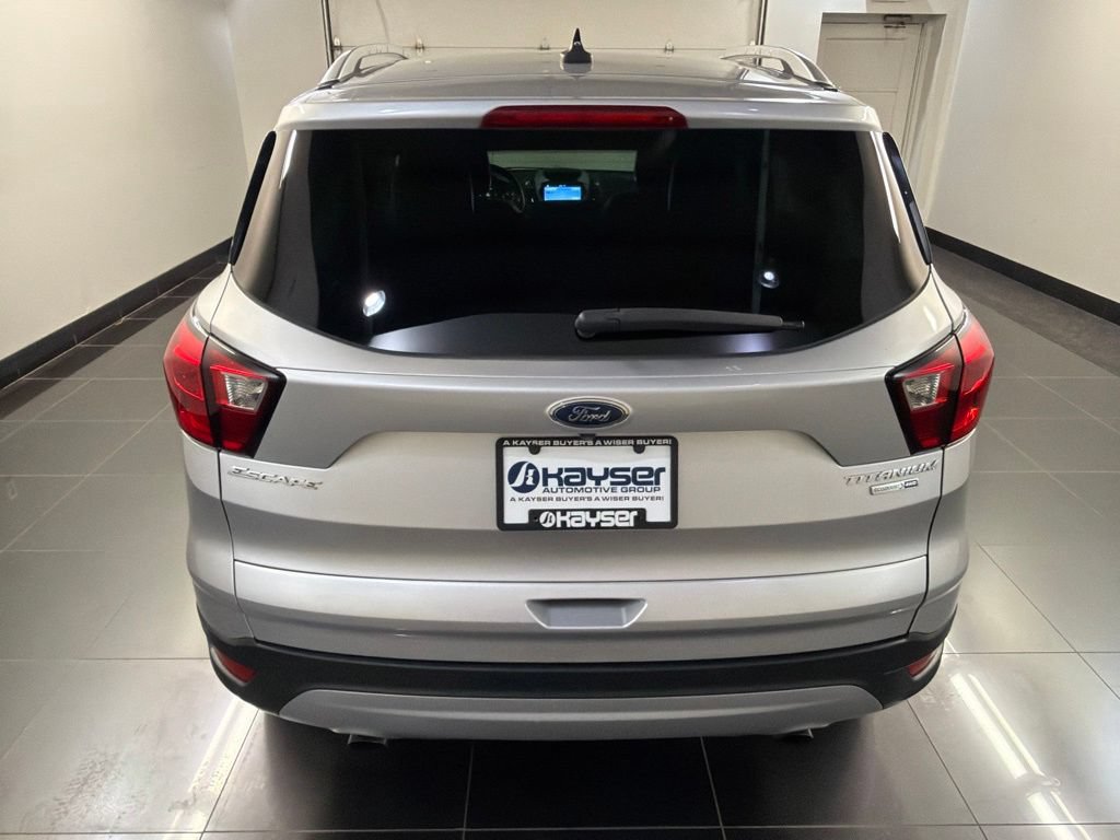 Certified 2019 Ford Escape Titanium AWD/4WD image 5