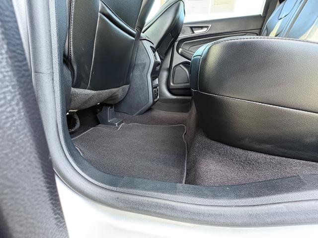 Certified 2019 Ford Edge Titanium w/ Equipment Group 301A FWD image 28