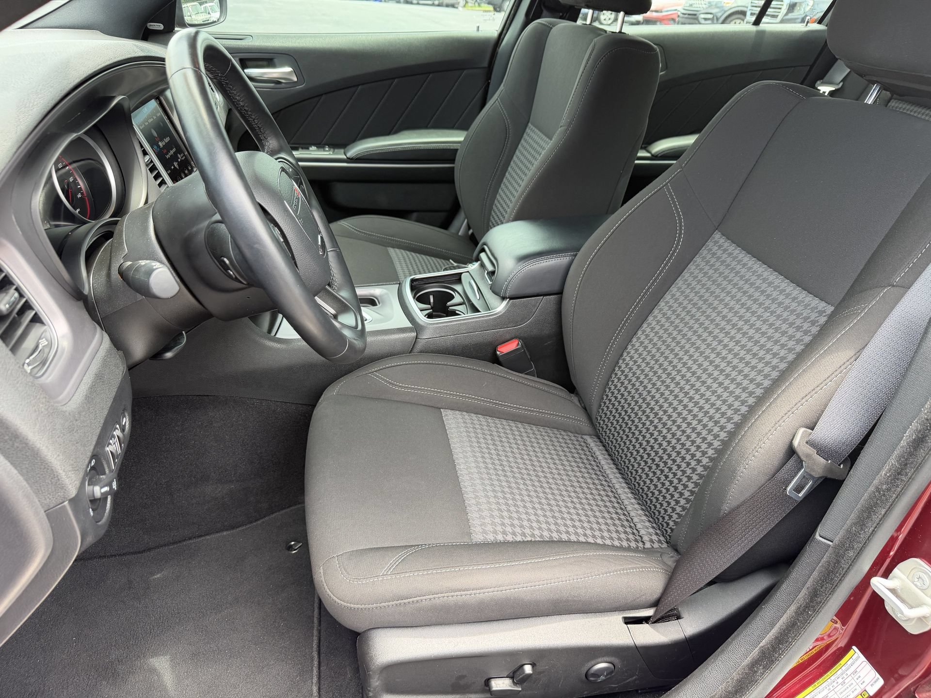 Used 2023 Dodge Charger SXT AWD/4WD image 11