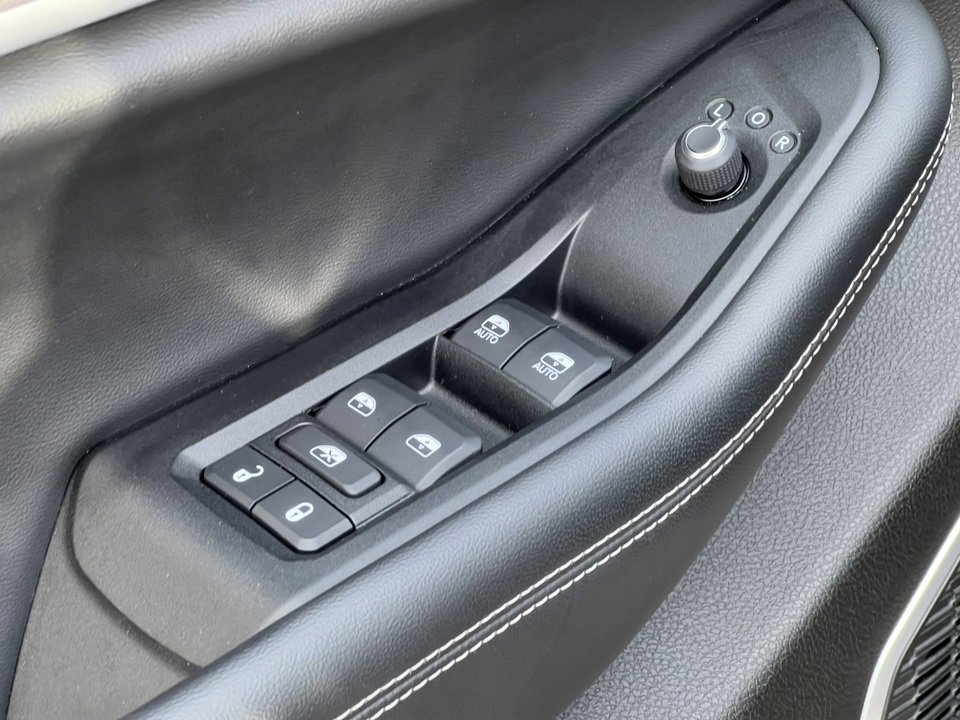 Used 2022 Jeep Grand Cherokee L Limited image 23