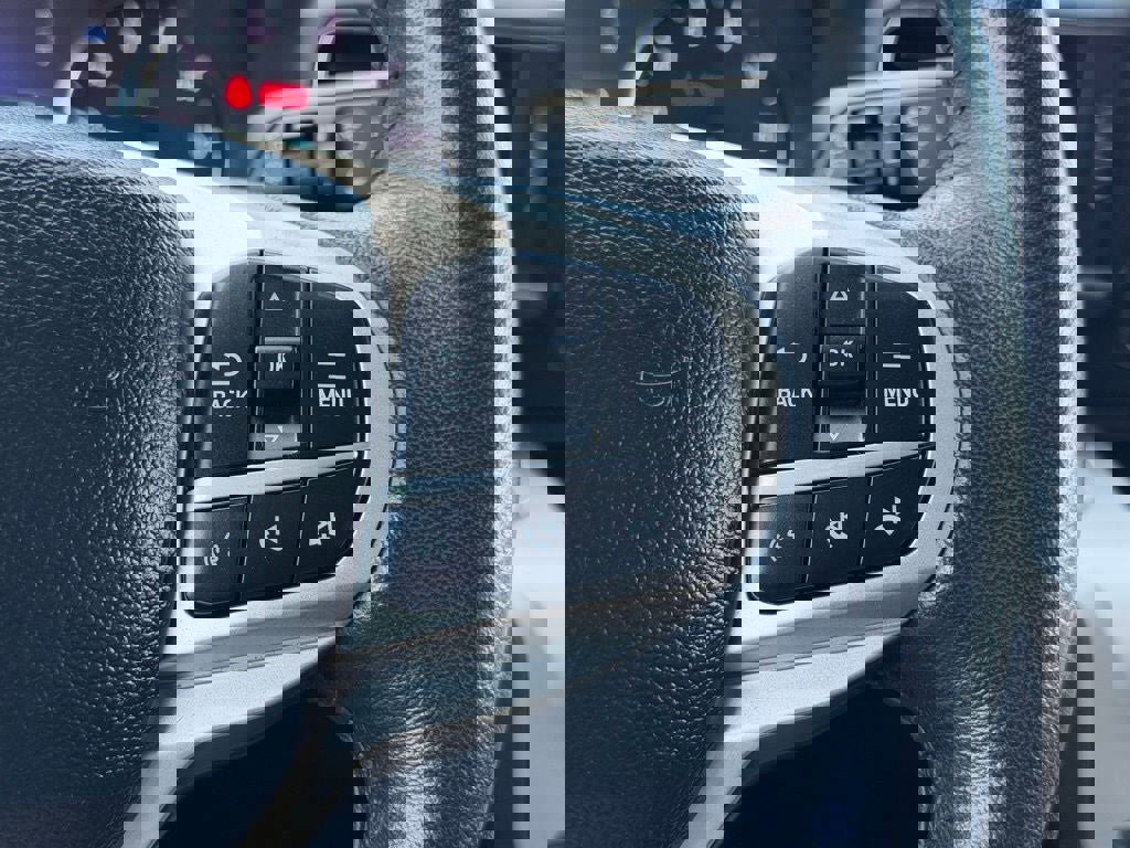 Certified 2022 Ford Explorer XLT w/ Equipment Group 202A image 32