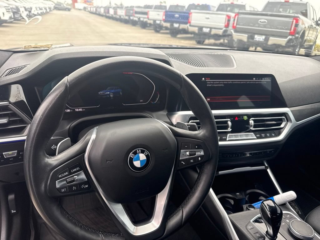 Used 2021 BMW 330i Sedan w/ Convenience Package RWD image 11