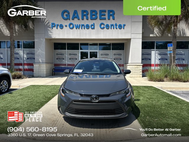 Used 2025 Toyota Corolla LE FWD image 1