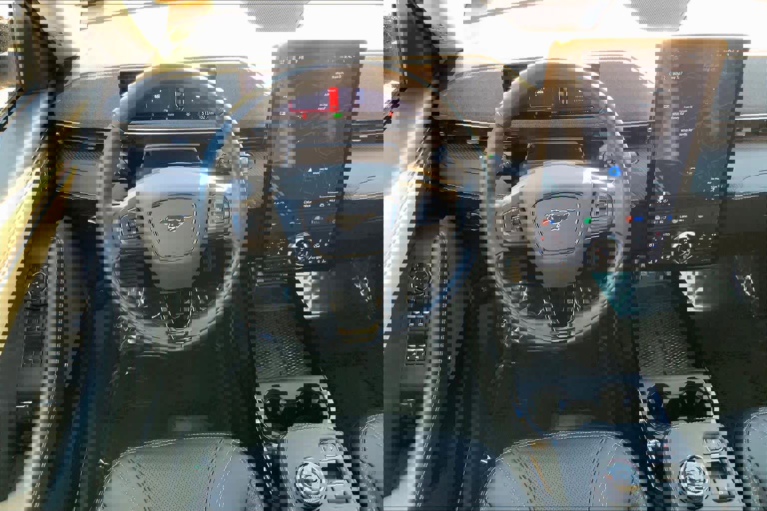 Certified 2021 Ford Mustang Mach-E Premium image 6