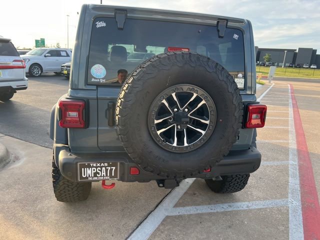 Used 2025 Jeep Wrangler Unlimited Rubicon w/ XTREMEE 35" Tire Package AWD/4WD image 14