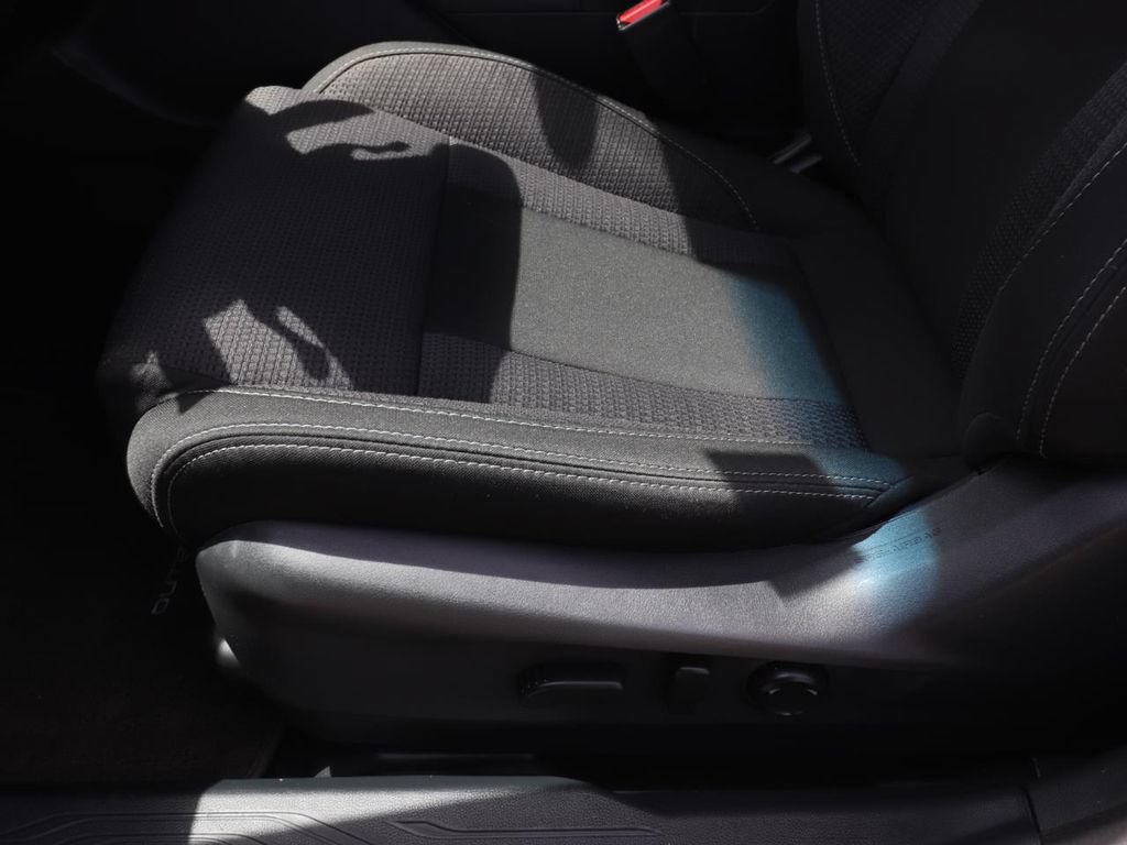 Used 2020 Subaru Outback Premium AWD/4WD image 16