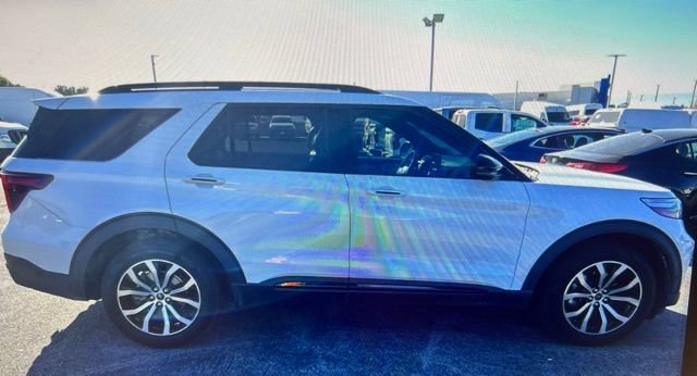 Certified 2020 Ford Explorer ST w/ Premium Technology Package image 5