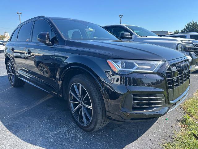 Used 2021 Audi Q7 3.0T Premium Plus w/ Executive Package AWD/4WD image 2