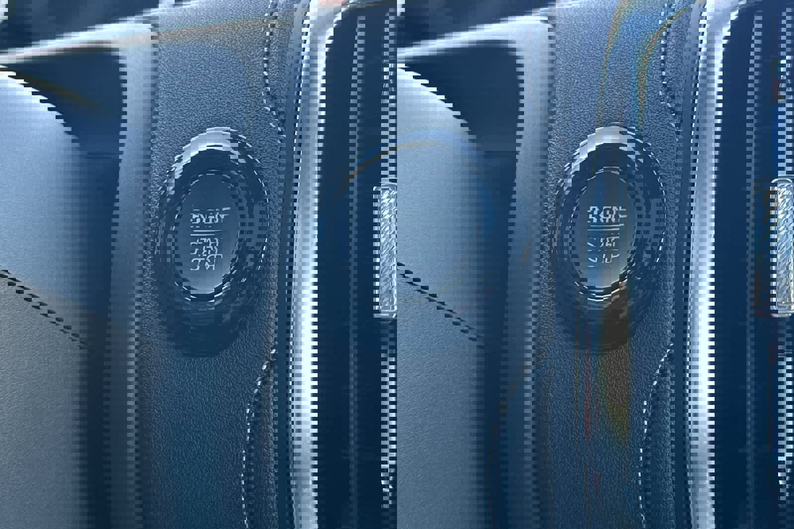 Certified 2025 Ford Expedition Platinum image 24