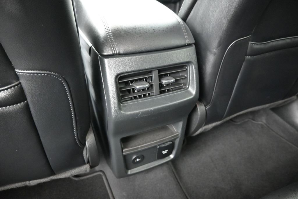 Certified 2024 Ford Edge SEL w/ Convenience Package AWD/4WD image 13