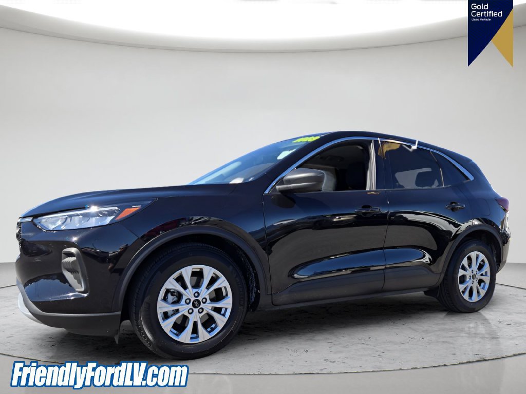 Certified 2023 Ford Escape Active w/ Tech Pack #1 FWD image 2