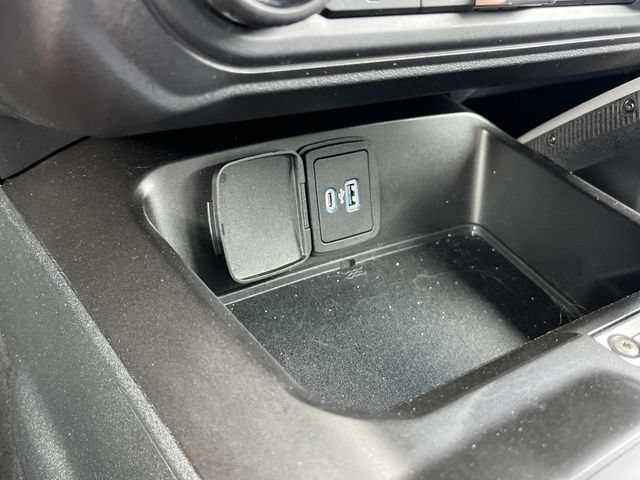 Certified 2022 Ford Bronco Outer Banks AWD/4WD image 35