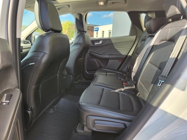 Certified 2022 Ford Escape SEL image 17